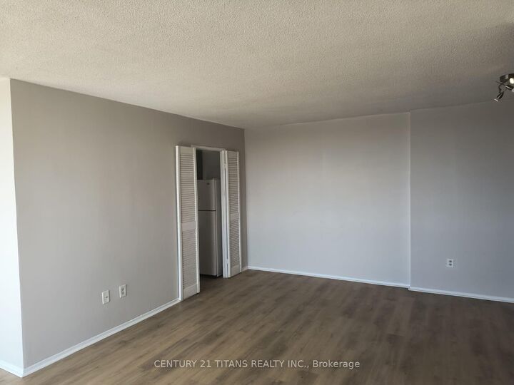 Property Photo:  301 Prudential Drive 907  ON M1P 4V3 