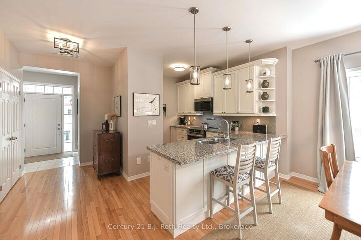 Property Photo: 3319 Beach Club Boulevard ON L3V 0E1