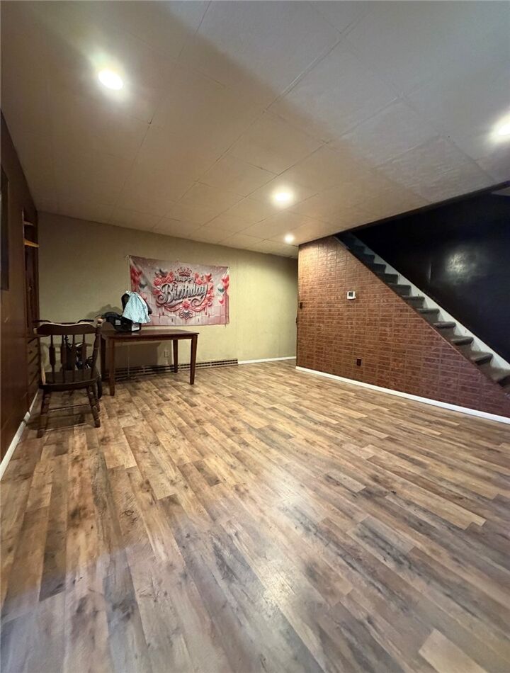 Property Photo: 821 McKean Ave PA 15022