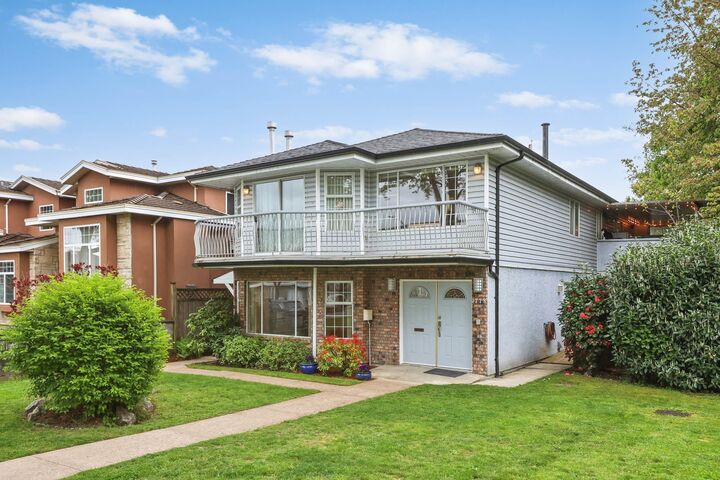 3778 Nithsdale Street — photo 1