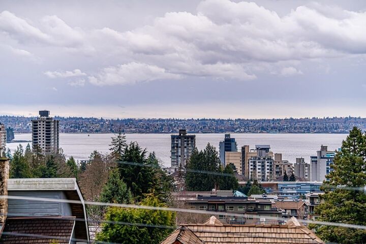 Property Photo: 2135 Lawson Avenue BC V7V 2E1
