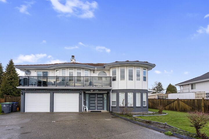 Property Photo: 7595 122A Street BC V3W 0K7