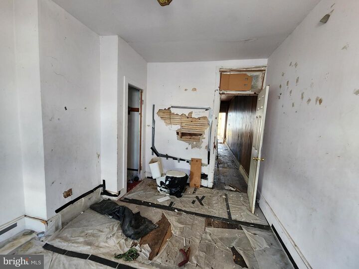 Property Photo:  2304 Avalon Avenue  MD 21217 