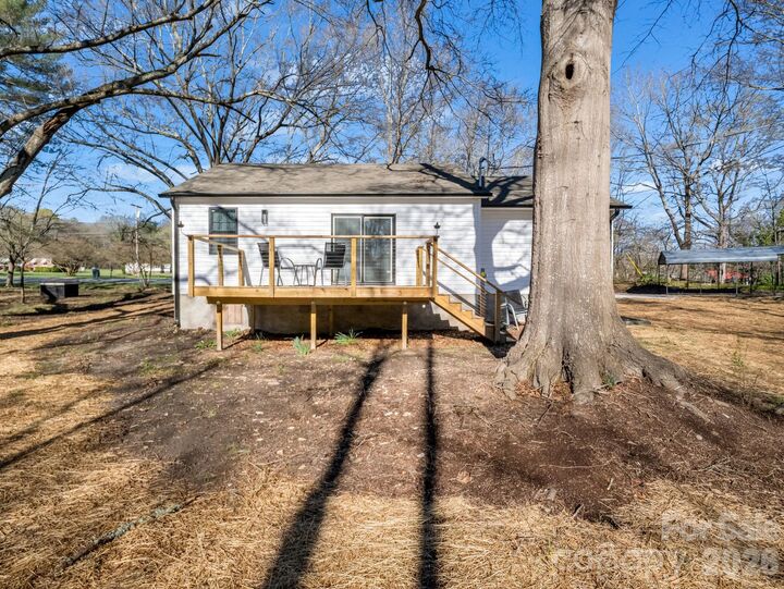 Property Photo:  1325 W Nc Hwy 150 Highway  NC 28092 