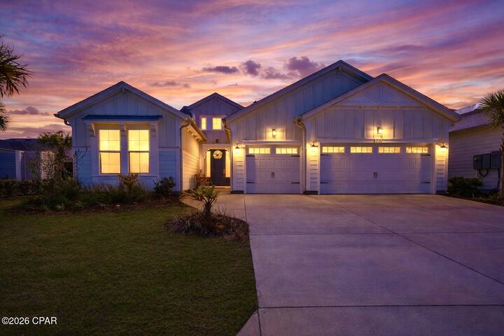 Property Photo:  8701 Lime Drive  FL 32413 