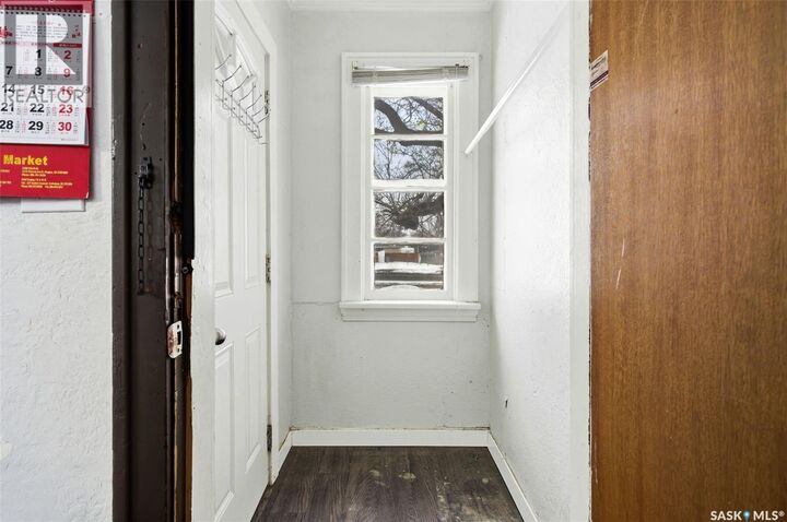 Property Photo: 441 Pasqua Street SK S4R 4M8