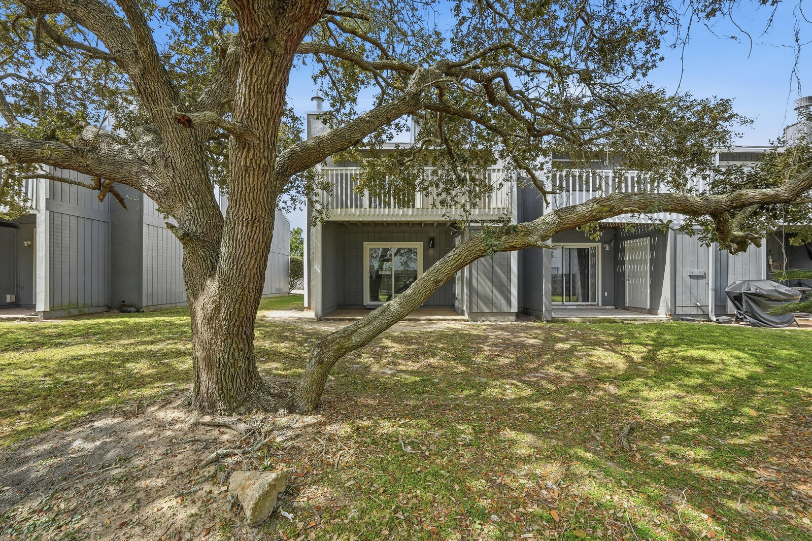 Property Photo:  11 Court Drive 11  FL 32541 
