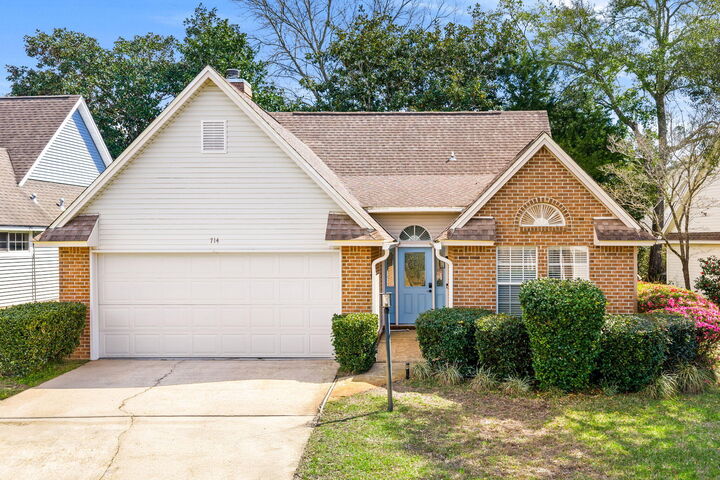 Property Photo:  714 Putter Drive  FL 32578 