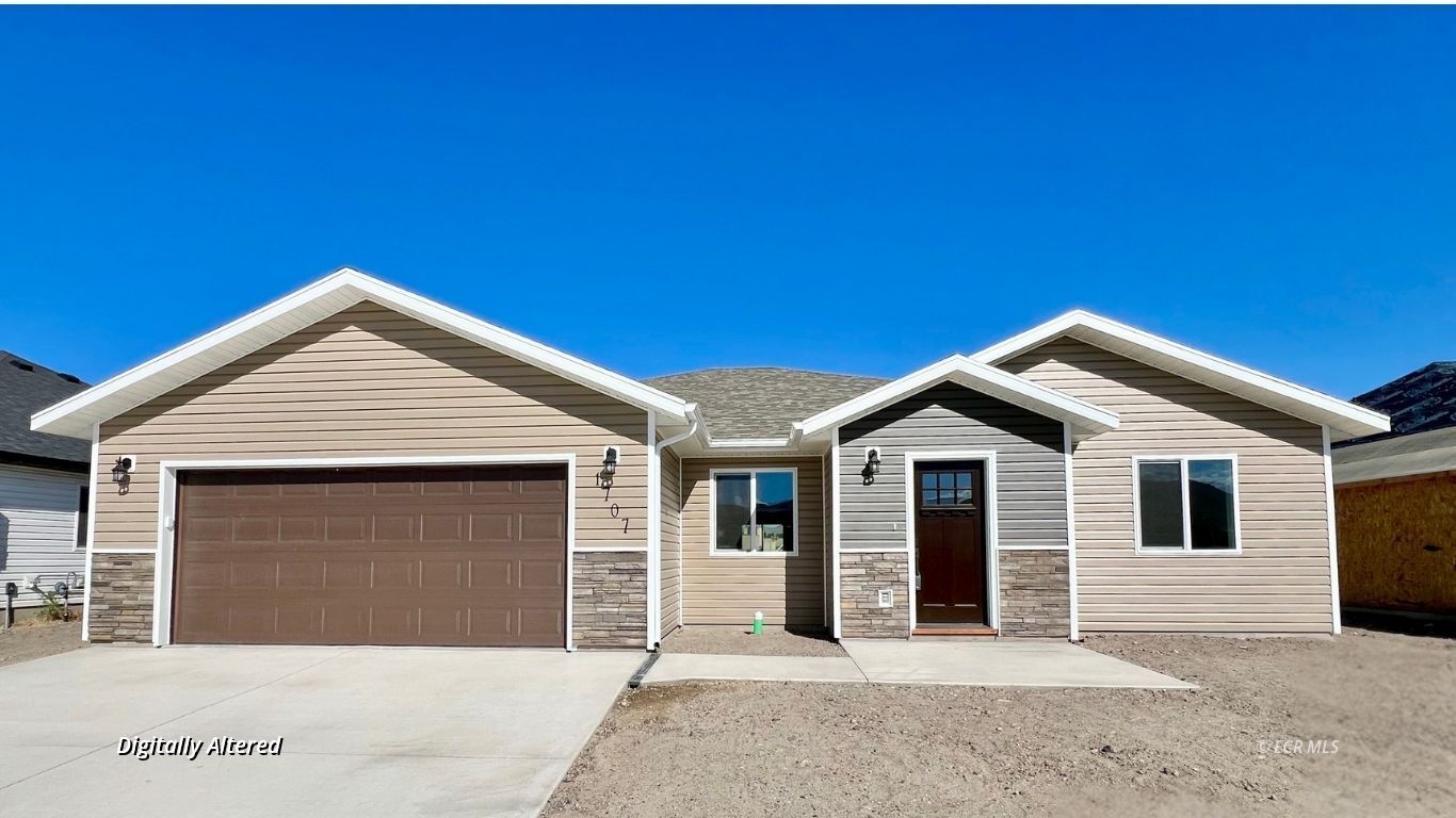 Property Photo: 1707 Opal Drive NV 89801