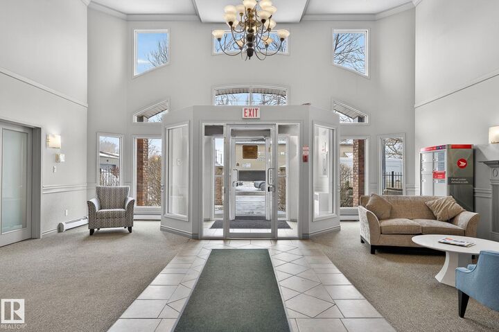 Photo de la propriété:  7839 96 Street NW 303  AB T6C 4R4 