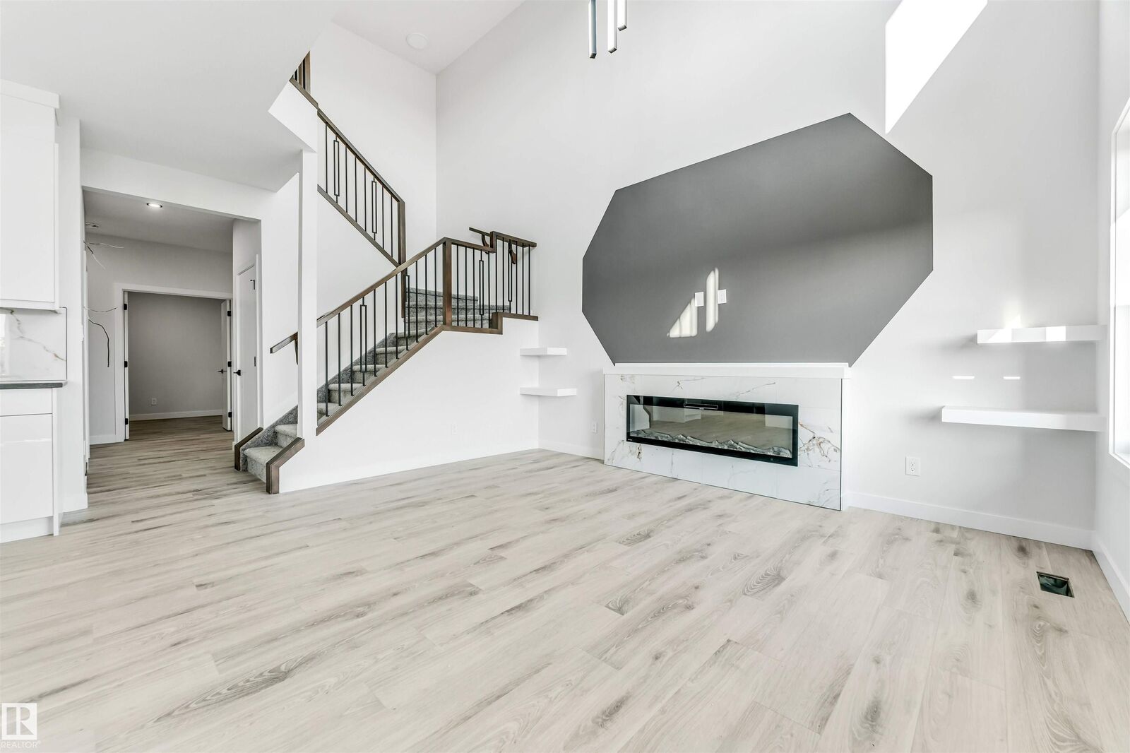 Photo de la propriété: 100 Eldridge Point(E) AB T8N 8C4