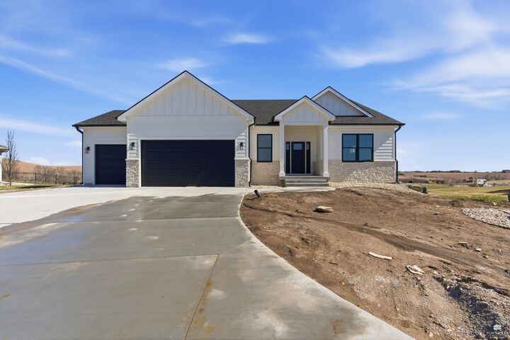 Property Photo:  4012 Macinnes Court  KS 66503 