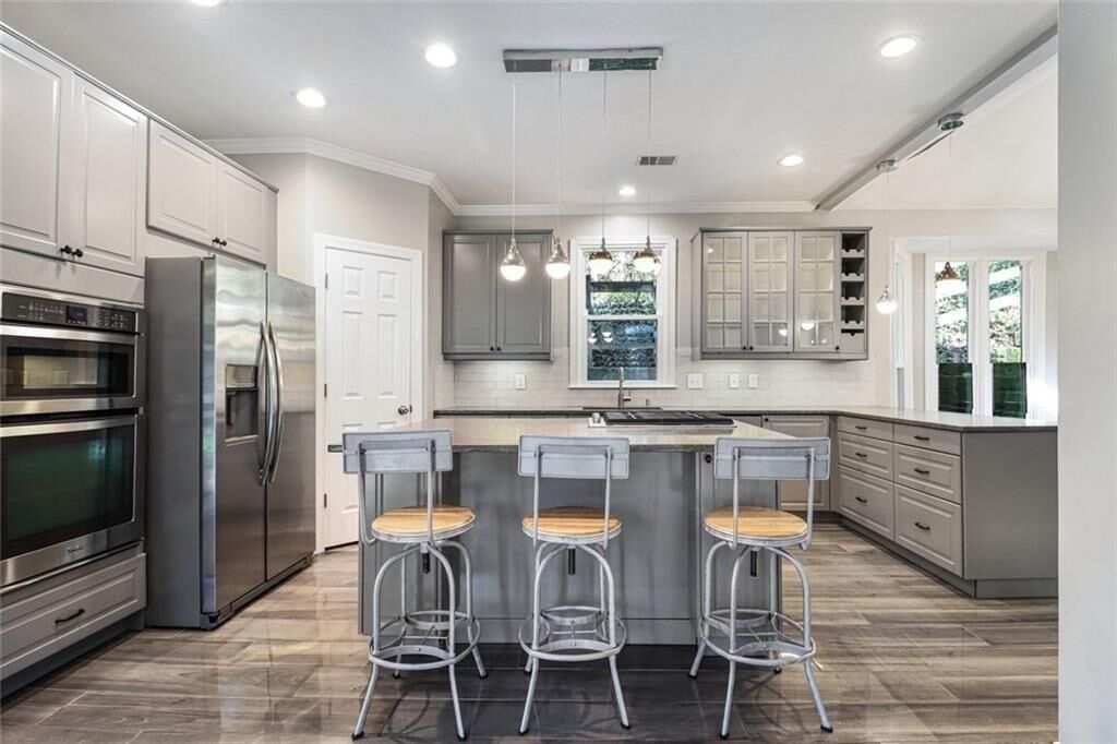 Property Photo:  2130 Briarlake Trace  GA 30345 