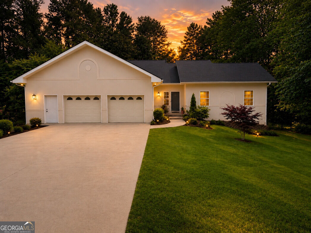 Property Photo:  8993 Dornoch Circle  GA 30187 