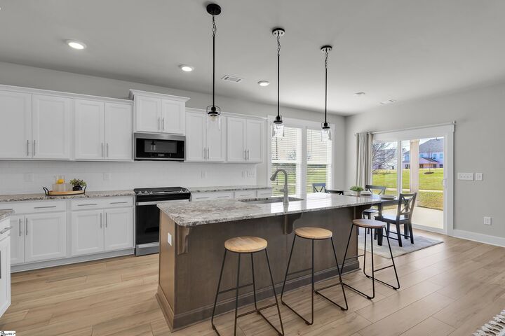 Property Photo:  565 Fenwick Drive  SC 29388 