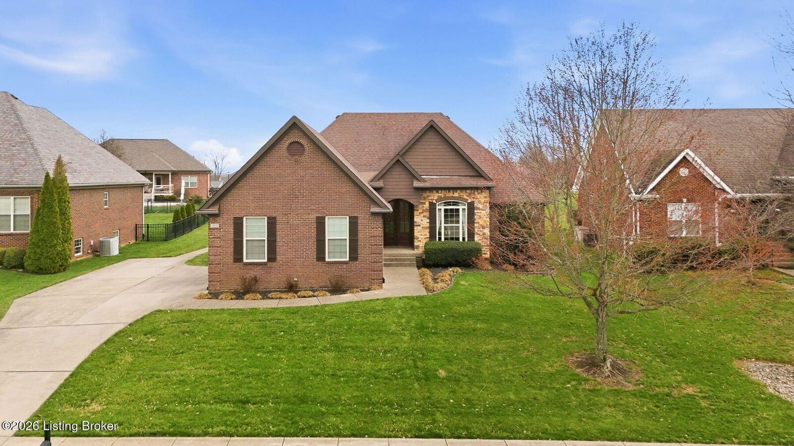 Property Photo: 1013 Old Mill Village Dr KY 40065