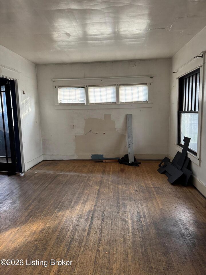 Property Photo:  407 N 26th St  KY 40212 