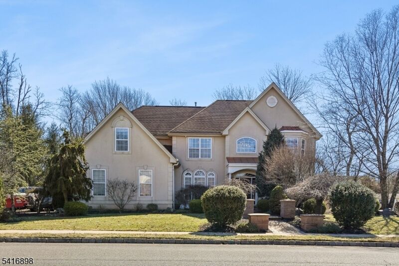 Property Photo:  16 Valley Wood Dr  NJ 08873 
