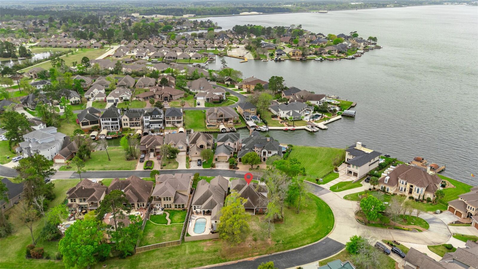 Property Photo:  12319 Pebble View Drive  TX 77304 