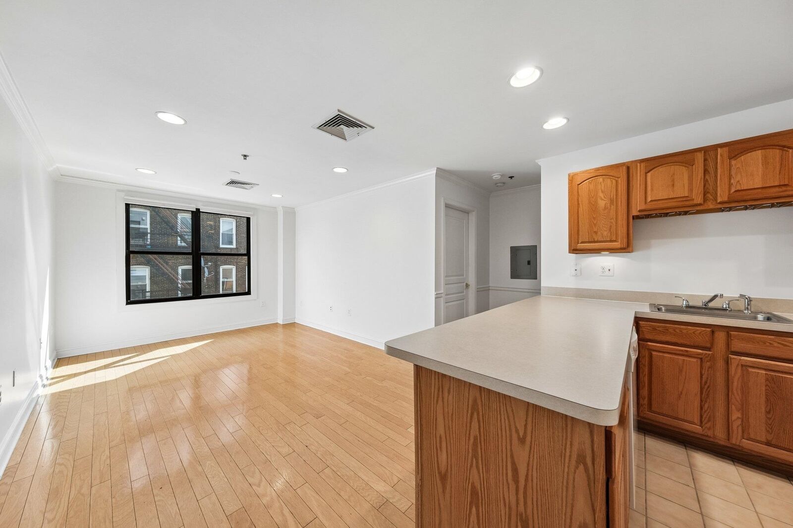 Property Photo:  711 Clinton St 3D  NJ 07030 
