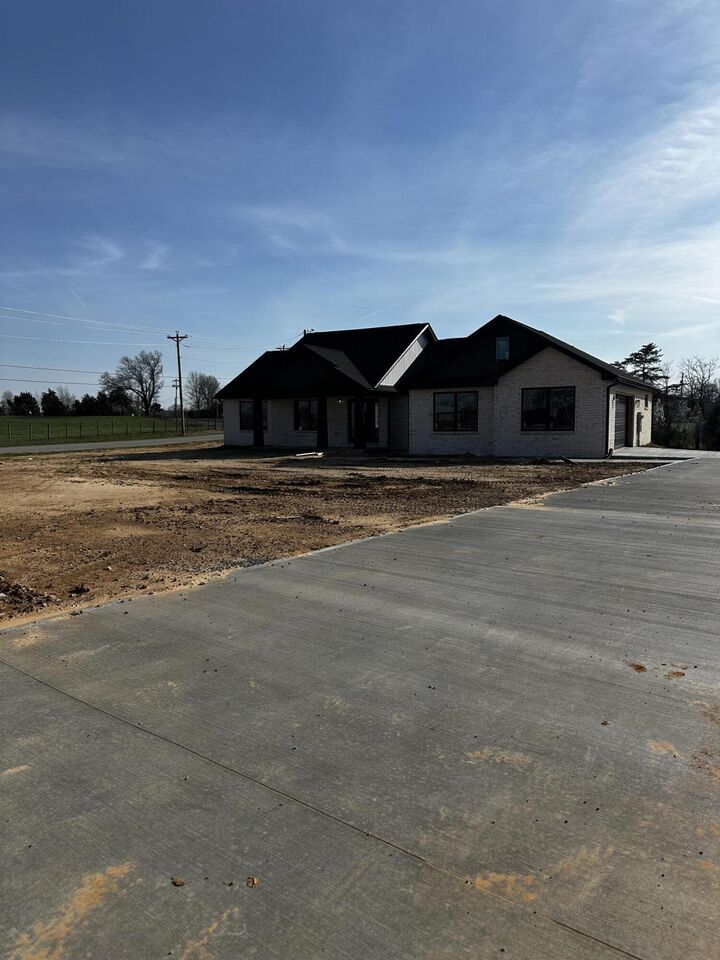 Property Photo:  11 Mercato Drive Drive  KY 42503 