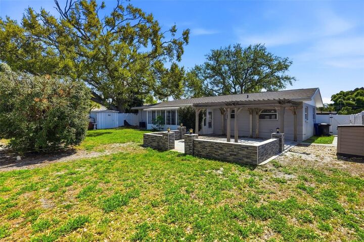 Property Photo:  2483 66th Terrace S  FL 33712 