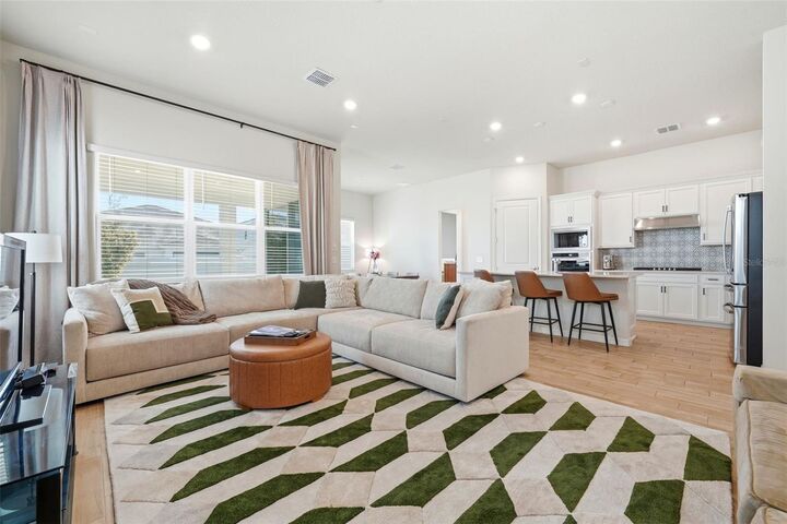 Property Photo:  10325 Parkview Reserve Lane  FL 32836 