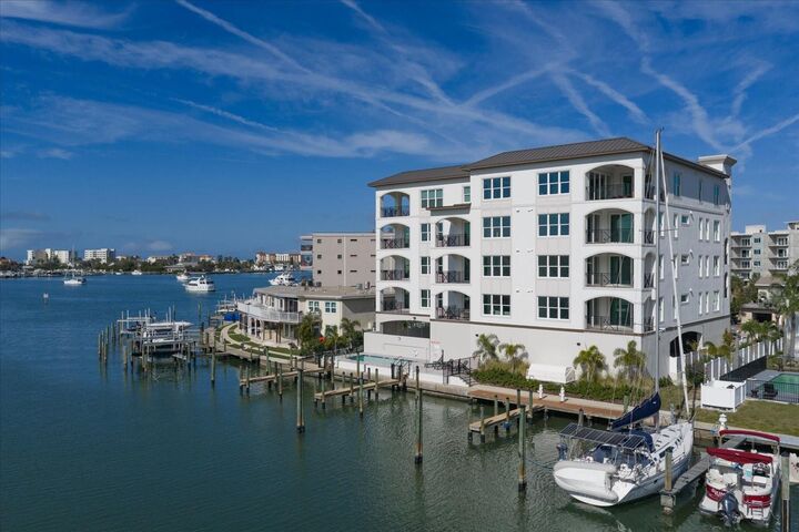 Property Photo:  211 Dolphin Point 302  FL 33767 