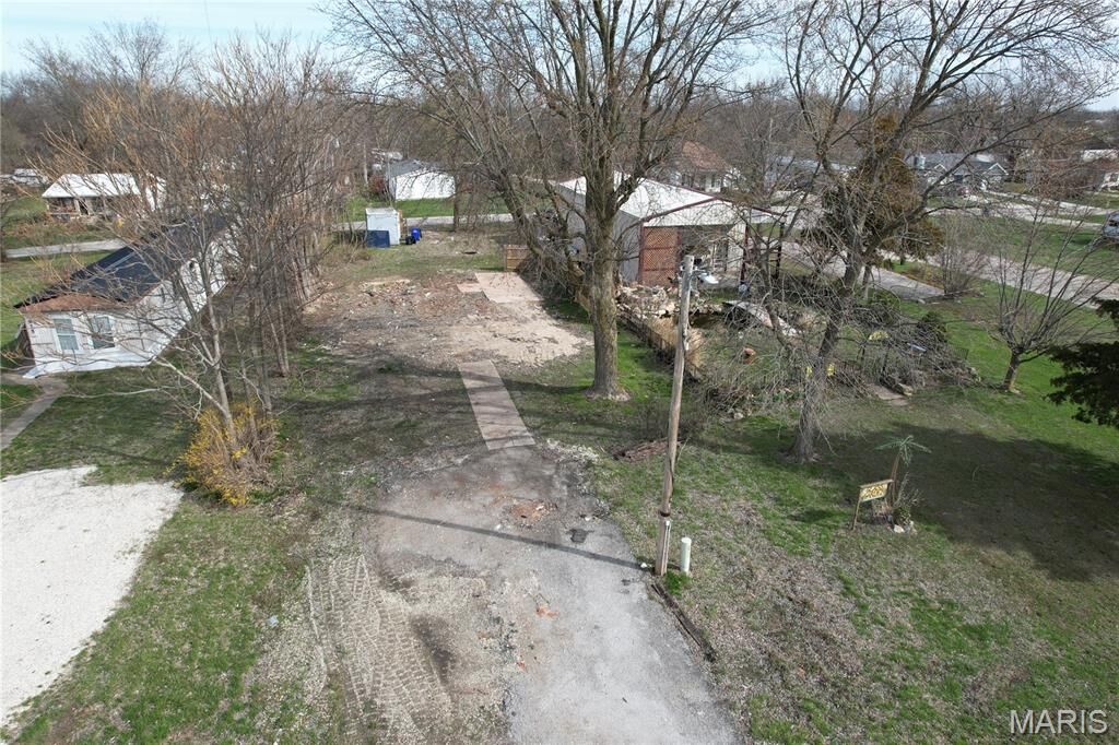 Property Photo: 931 Market Street MO 63380