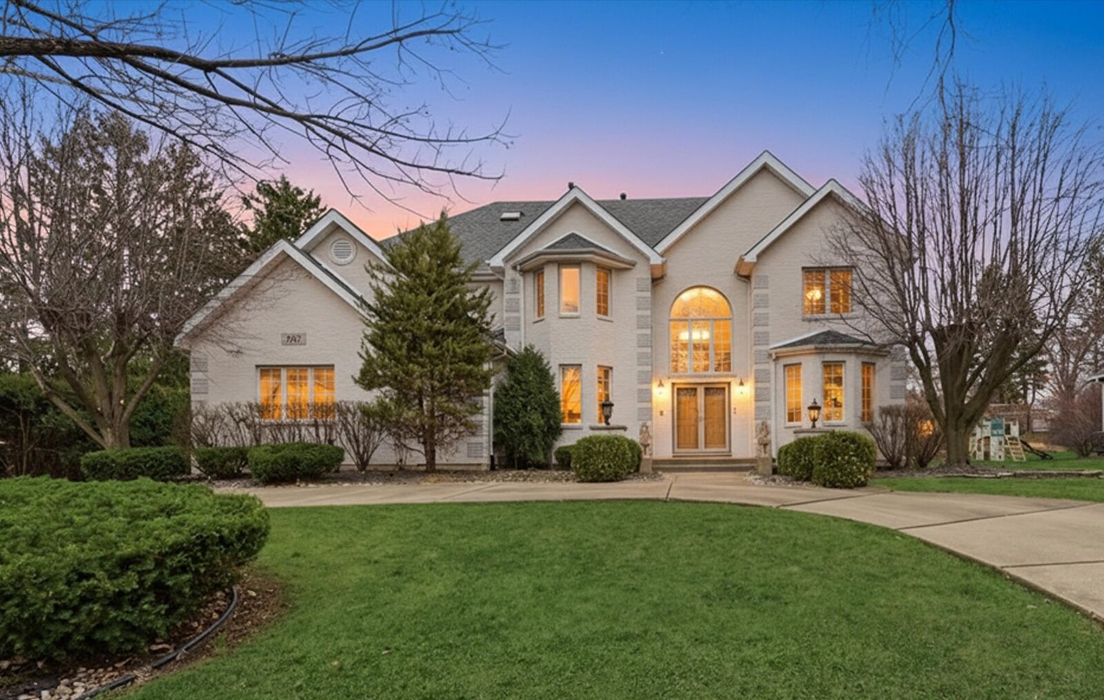 Property Photo:  15W641 81st Street  IL 60527 