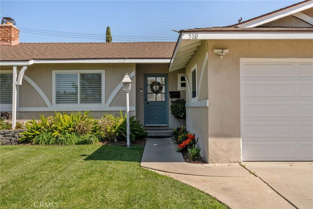 Property Photo: 510 Valley Home Avenue CA 90631