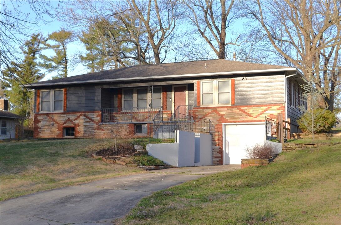 Property Photo: 100 Martin Drive AR 72601