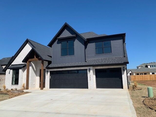 Property Photo:  3600 SW Aurora Lane  AR 72713 