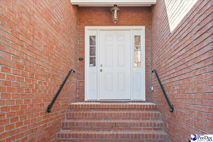 Property Photo: 2013 Glenmore Way SC 29505