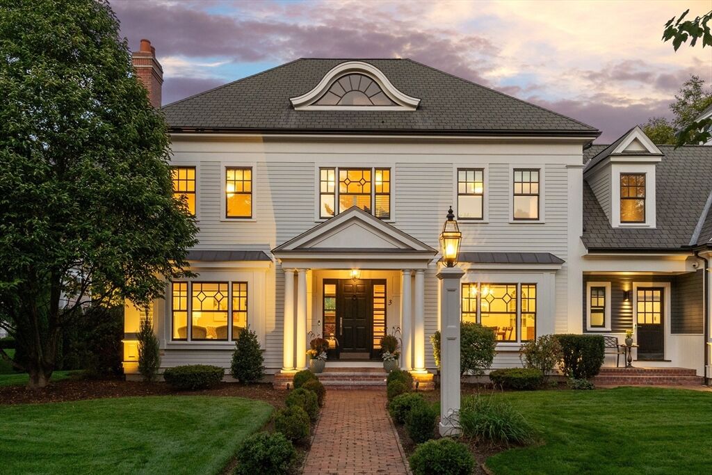 Property Photo:  3 Wisteria Ln  MA 02420 