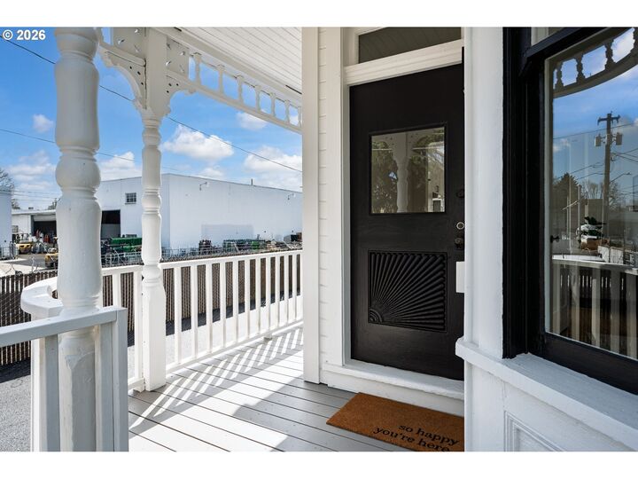 Property Photo: 236 NE Sacramento St OR 97212