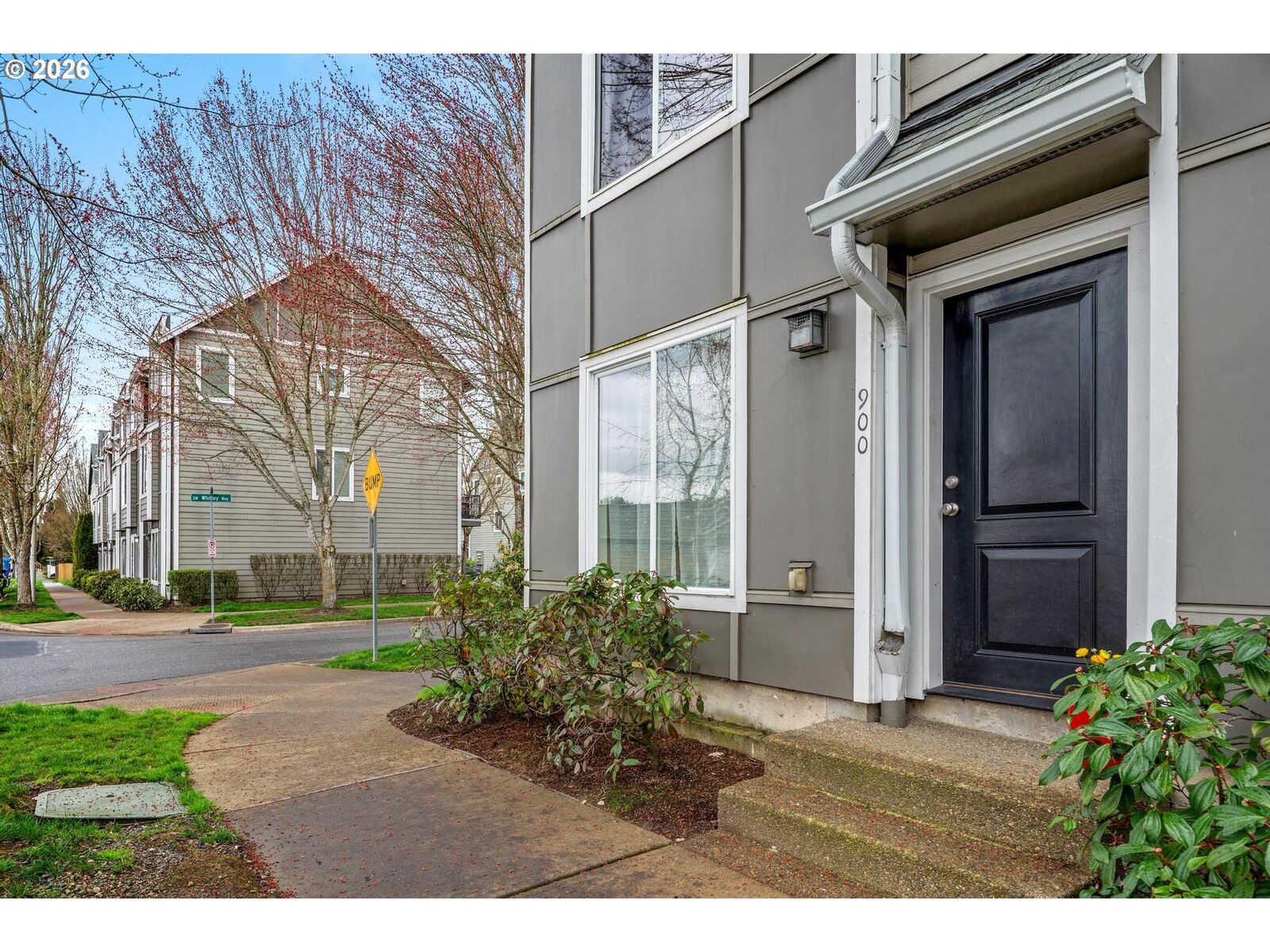 Property Photo:  900 SW 173rd Ave  OR 97006 