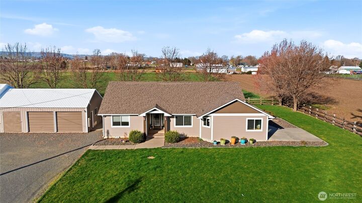 Property Photo:  84780  Tum-A-Lum Road  OR 97862 