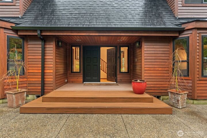 Property Photo:  10116  136th Avenue NW  WA 98329 