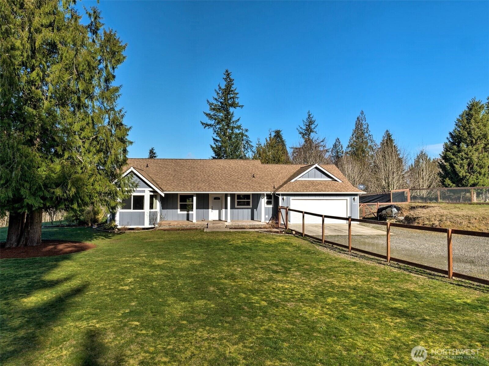 Property Photo:  235 E Heights Place  WA 98528 