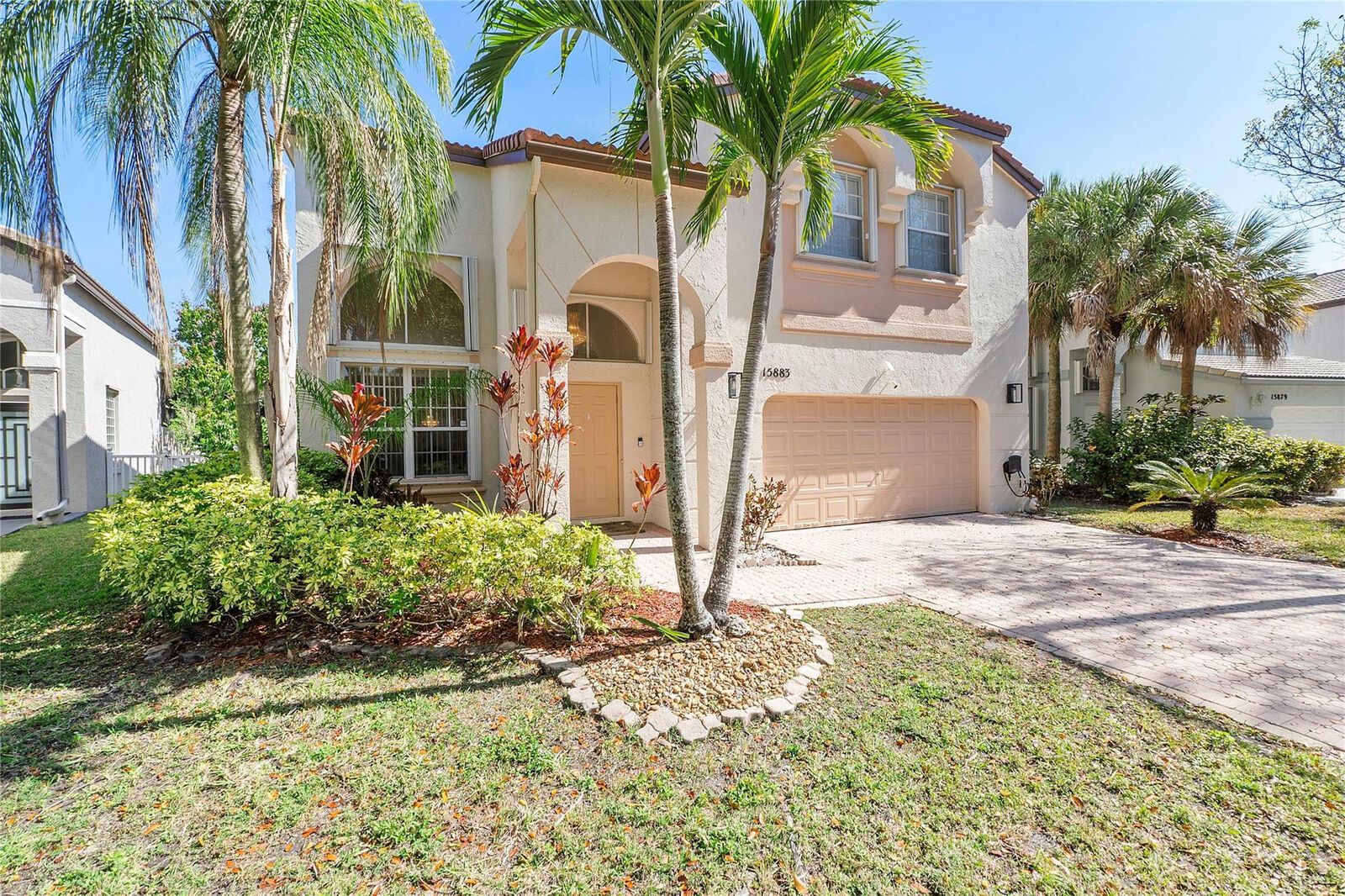 Property Photo: 15883 NW 11th Street FL 33028