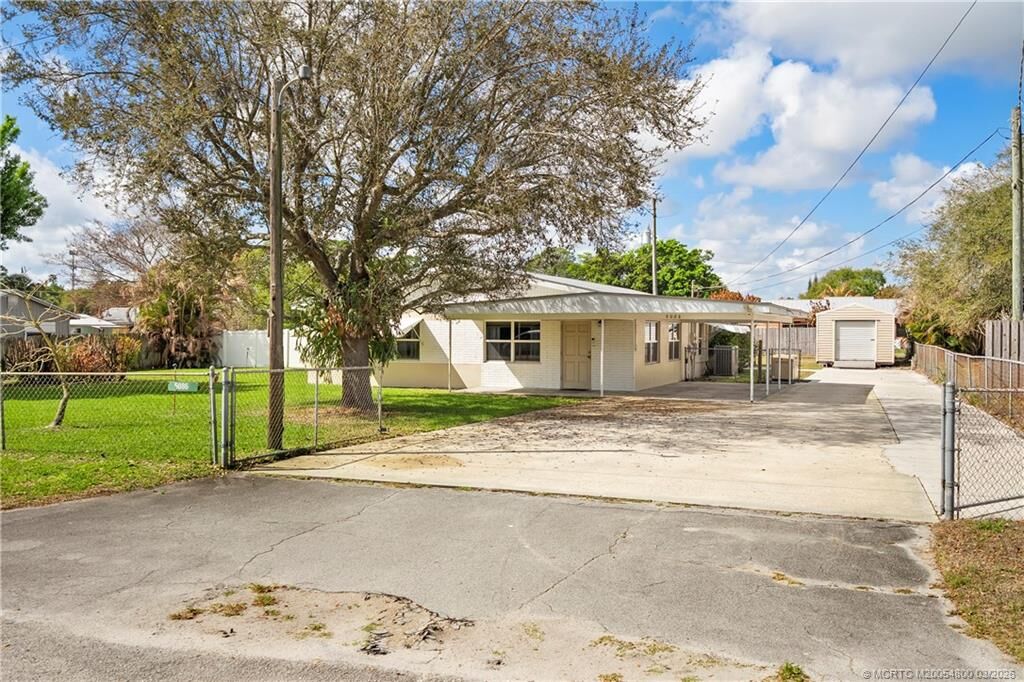 Property Photo:  5086 SE Channel Drive  FL 34997 
