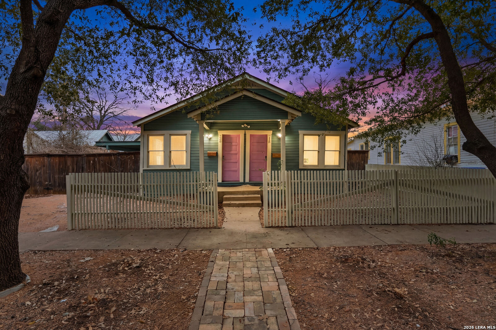 Property Photo:  210 Mission St  TX 78210 