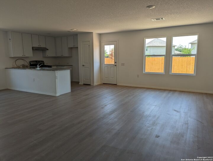 Property Photo:  7350 Rosada Way  TX 78218 