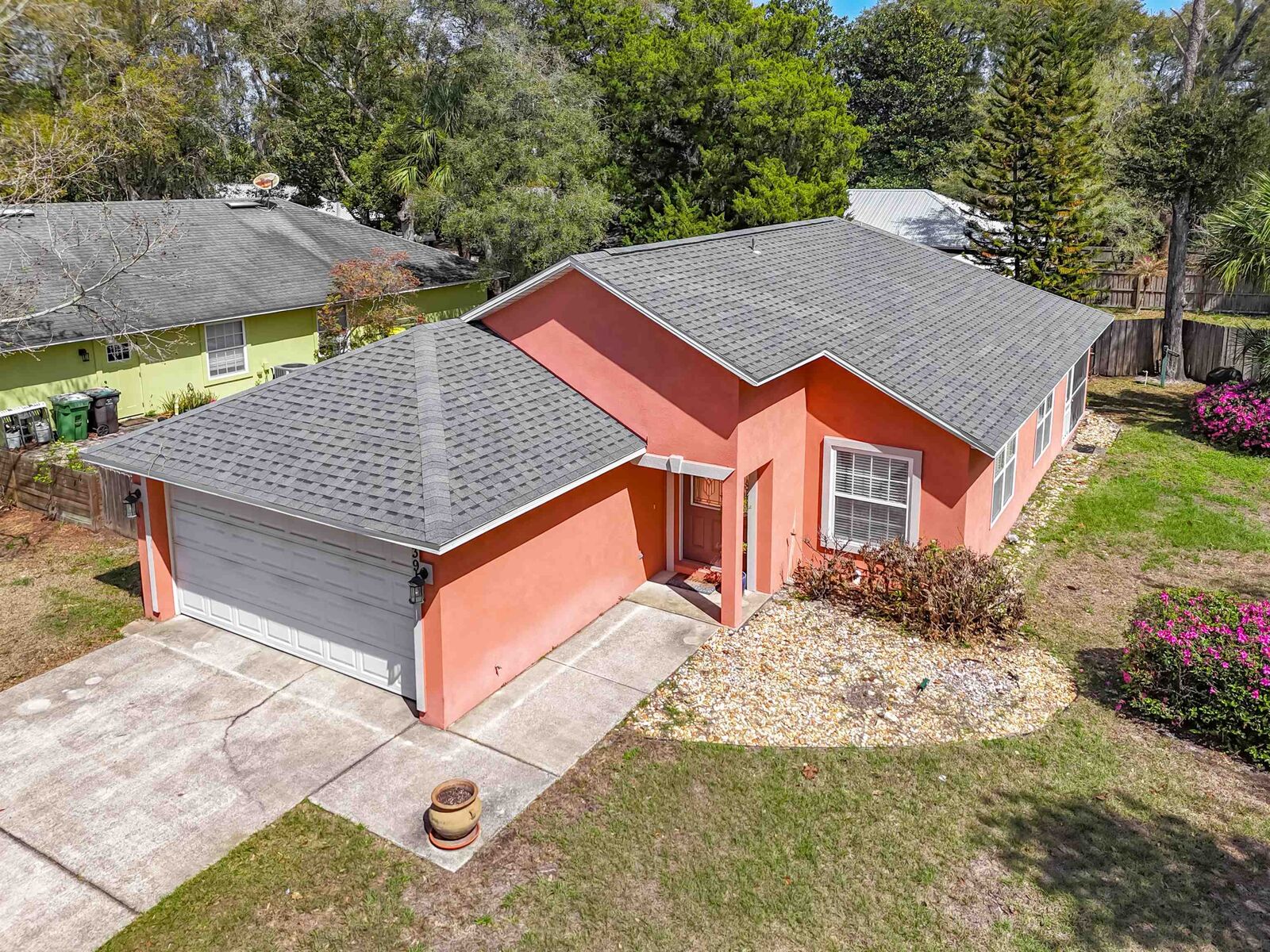 Property Photo:  39 S Whitney St  FL 32084 
