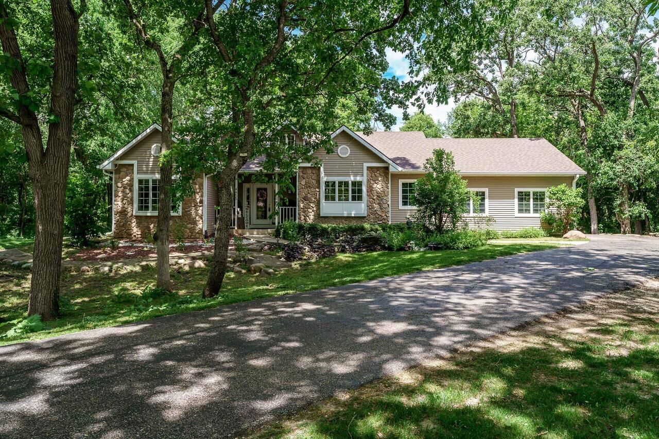 Property Photo:  4455 Pheasant Run  WI 53546 