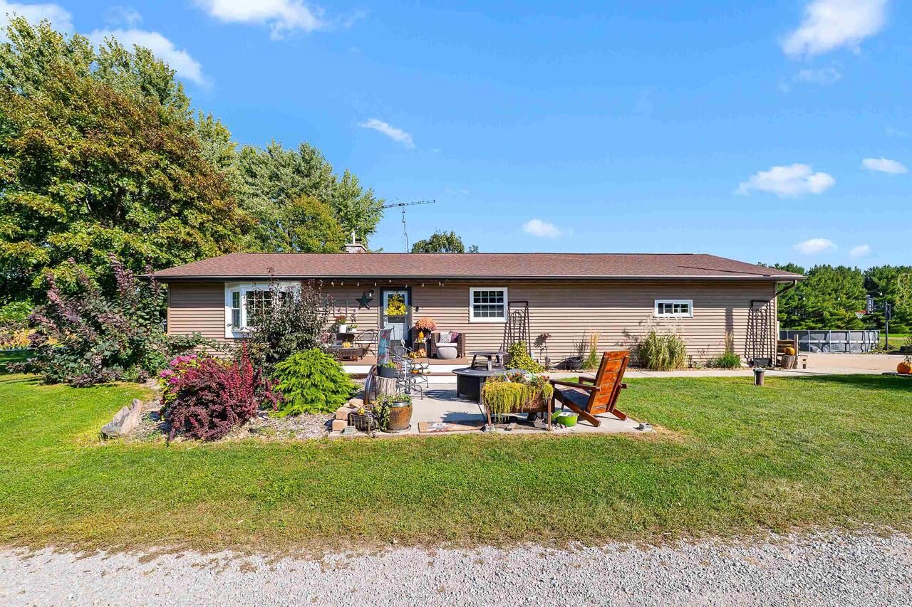 Property Photo:  W10534 County Road Tc Road  WI 53919 