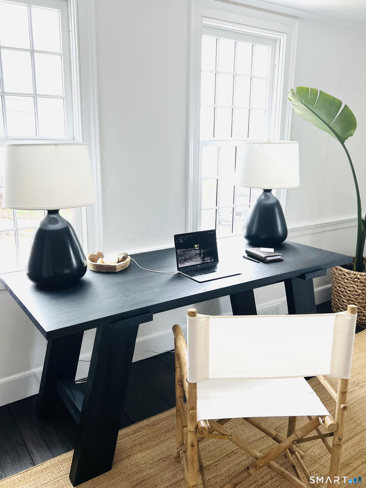 Property Photo:  450 Harbor Road  CT 06890 