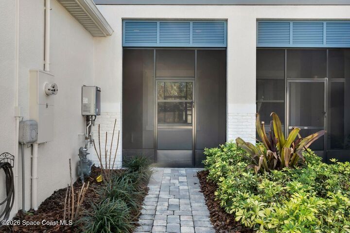 Property Photo:  8124 Cache Creek Lane  FL 32940 