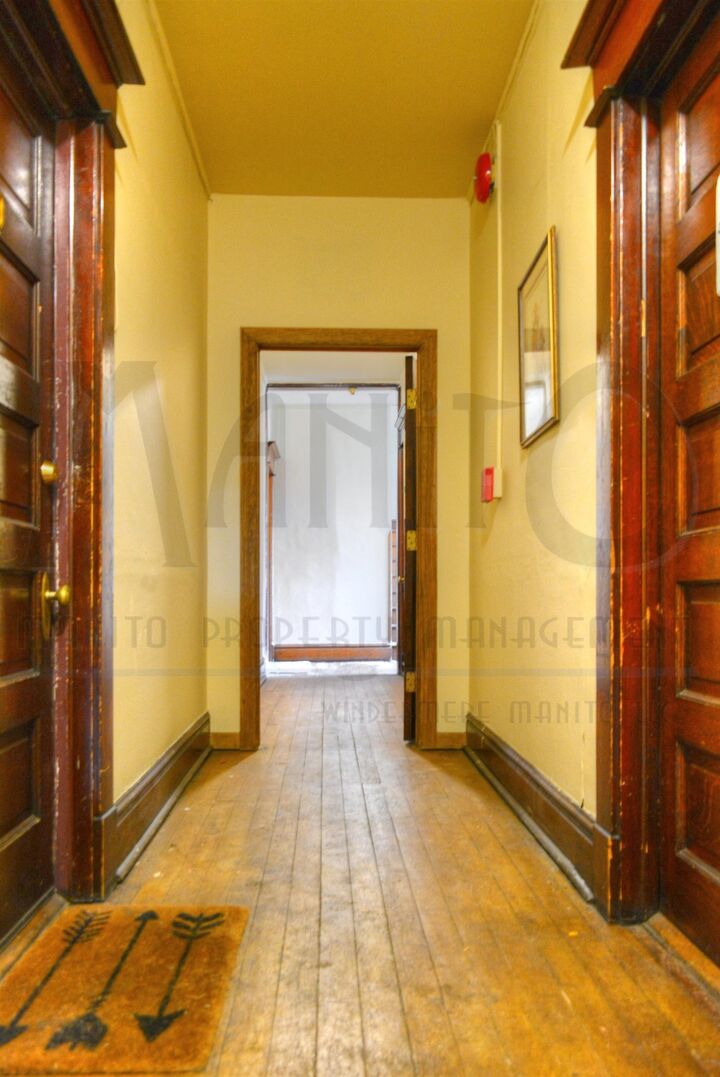 Property Photo:  1721 W Riverside Ave G  WA 99201 